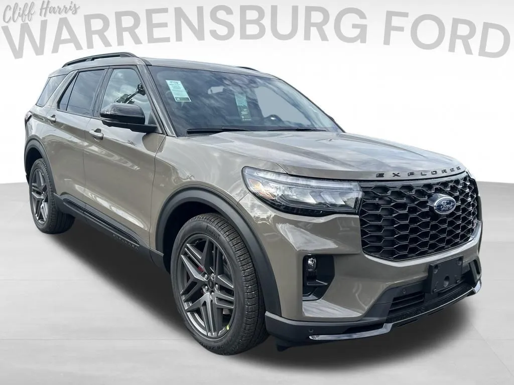 Gray 2026 Ford Explorer ST for sale in Warrensburg, MO