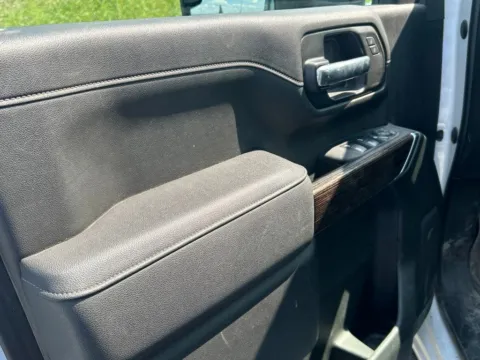 More photos of 2023 GMC Sierra 2500HD SLE at Warrensburg Ford, MO