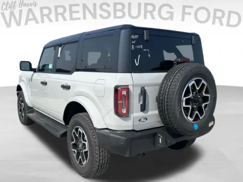 More photos of 2026 Ford Bronco Outer Banks at Warrensburg Ford, MO