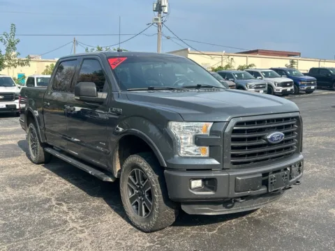 Gray 2016 Ford F-150 XLT for sale in Warrensburg, MO