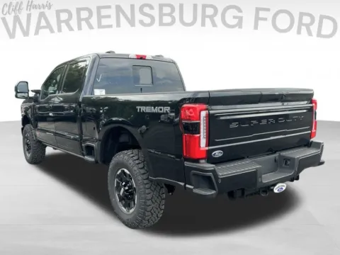 More photos of 2026 Ford F-350SD Platinum at Warrensburg Ford, MO