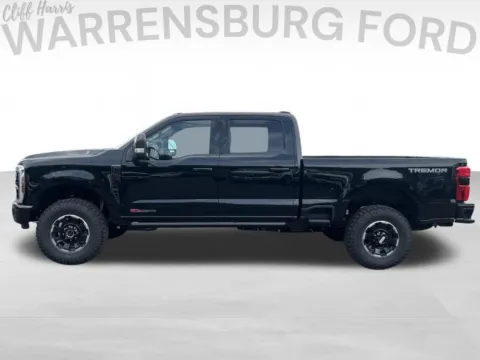 More photos of 2026 Ford F-350SD Platinum at Warrensburg Ford, MO