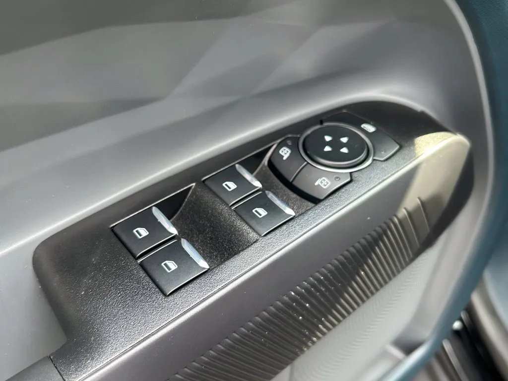 2026 Ford Maverick Lariat - Photo 12