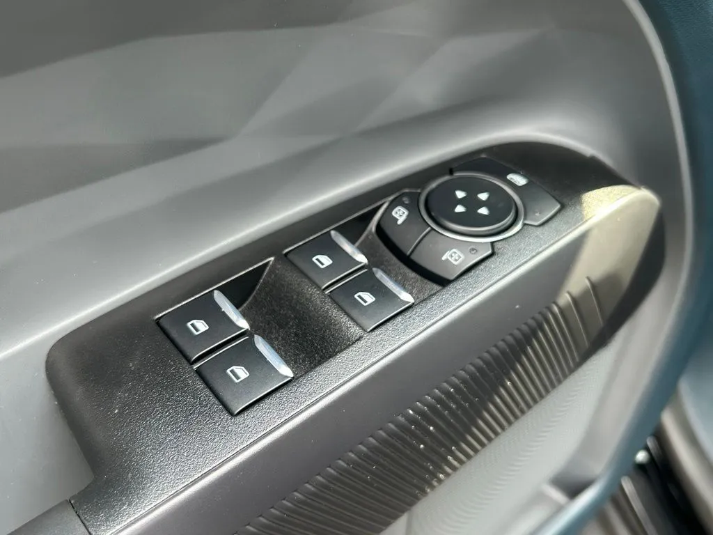 2026 Ford Maverick Lariat - Photo 12