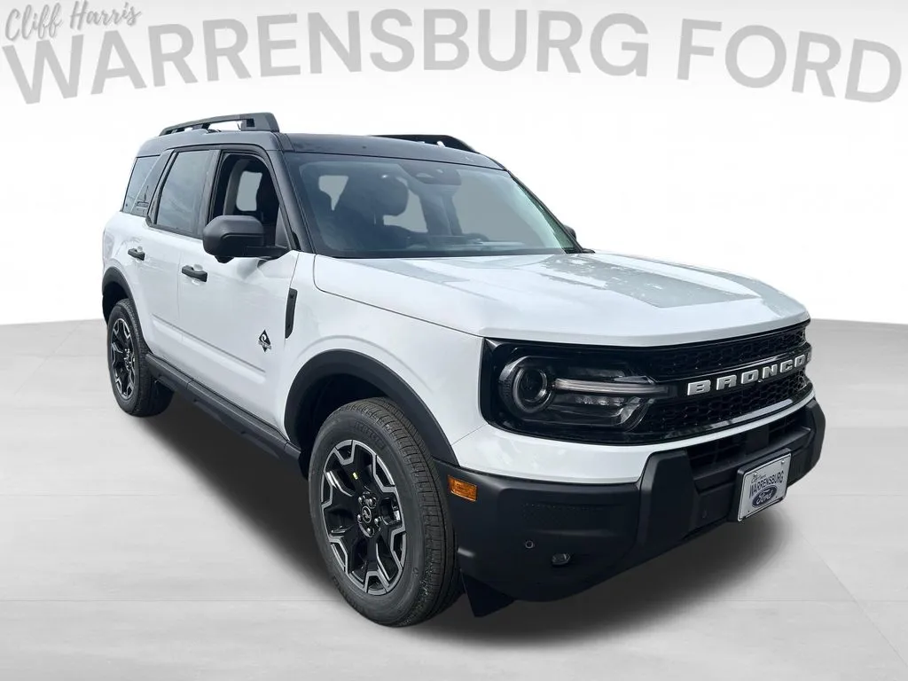 White 2026 Ford Bronco Sport Outer Banks for sale in Warrensburg, MO