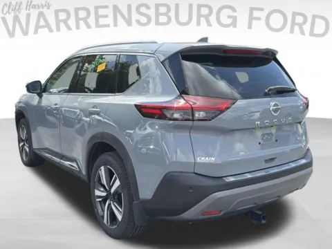 More photos of 2021 Nissan Rogue SL at Warrensburg Ford, MO
