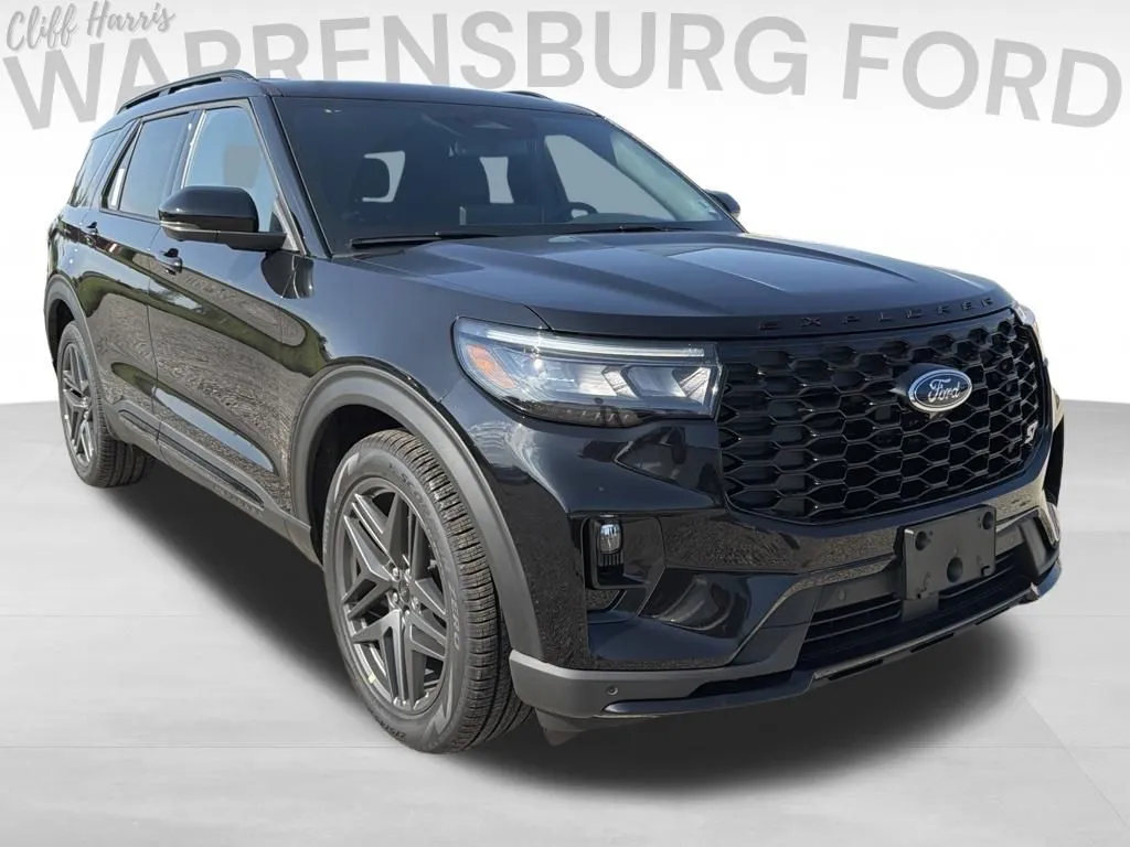 Black 2026 Ford Explorer ST for sale in Warrensburg, MO