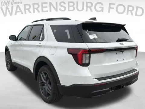 More photos of 2026 Ford Explorer ST-Line at Warrensburg Ford, MO