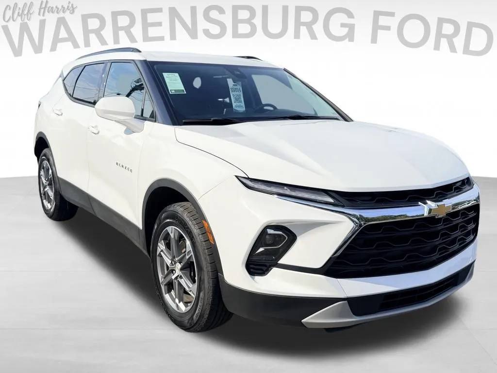 White 2024 Chevrolet Blazer LT for sale in Warrensburg, MO