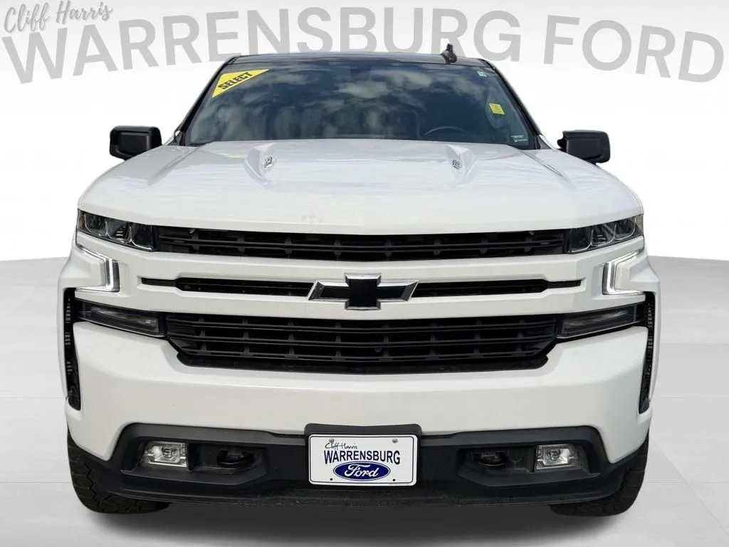 Used 2021 Chevrolet Silverado 1500 RST with VIN 3GCUYEEL3MG119446 for sale in Kansas City
