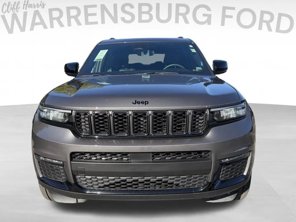 Used 2024 Jeep Grand Cherokee L Limited with VIN 1C4RJKBG2R8565794 for sale in Kansas City