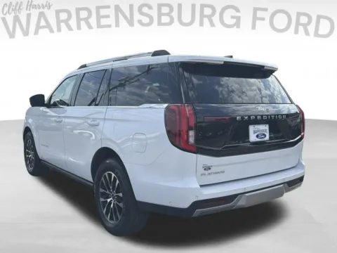 More photos of 2025 Ford Expedition Platinum at Warrensburg Ford, MO