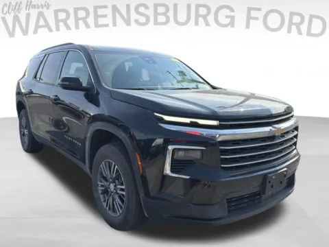 Black 2025 Chevrolet Traverse LT for sale in Warrensburg, MO