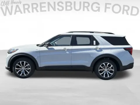 More photos of 2027 Ford Explorer ST-Line at Warrensburg Ford, MO