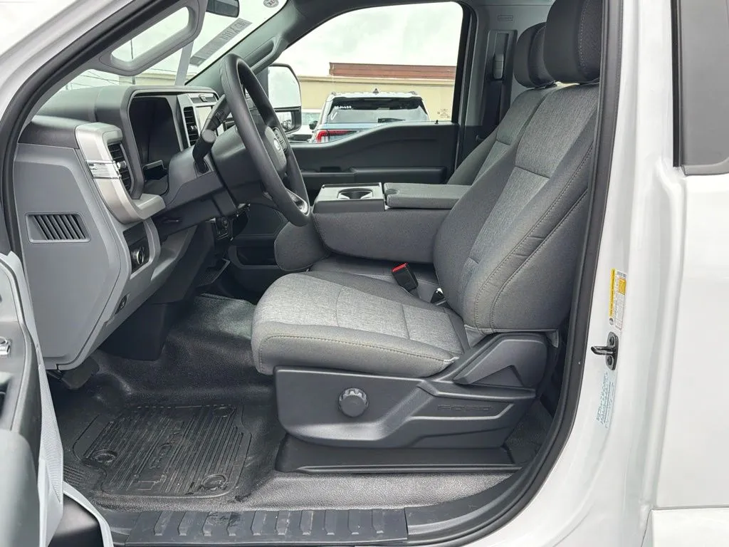 2026 Ford F-250 Super Duty XL - Photo 14