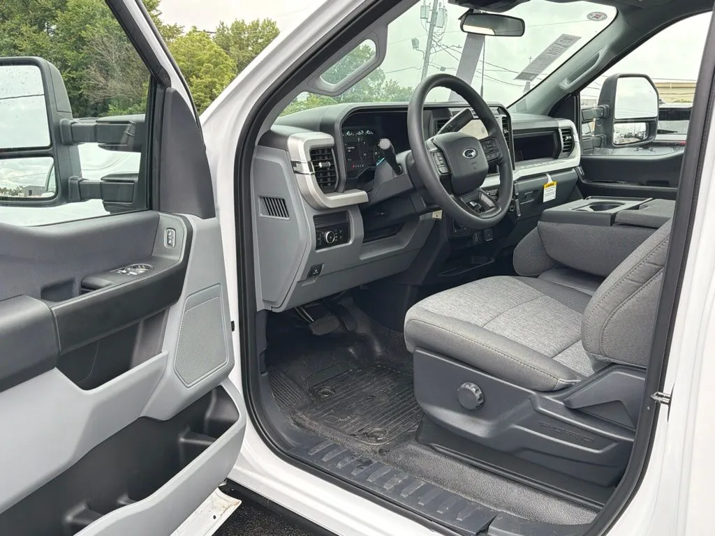 2026 Ford F-250 Super Duty XL - Photo 12