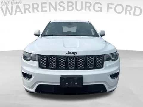 Photos of 2020 Jeep Grand Cherokee Altitude for sale in Warrensburg, MO at Warrensburg Ford