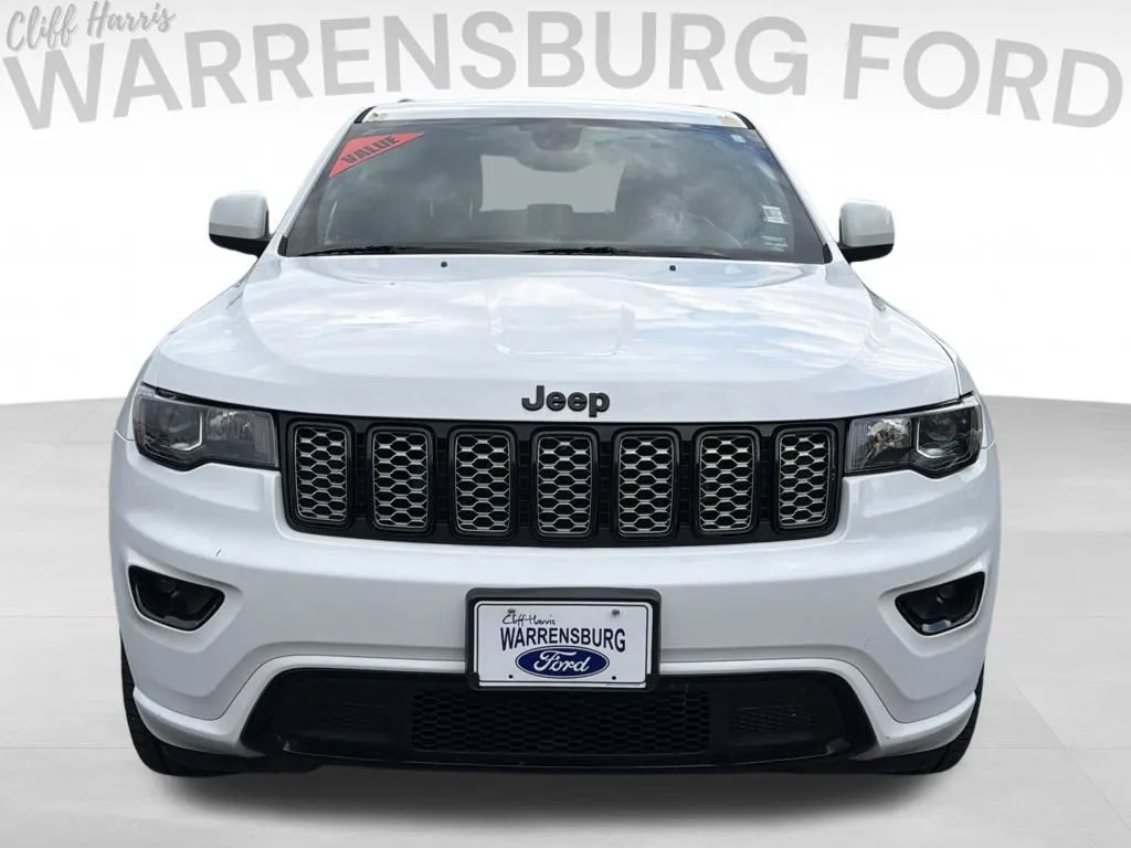 Used 2020 Jeep Grand Cherokee Altitude with VIN 1C4RJFAG7LC375051 for sale in Kansas City