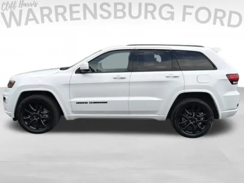 More photos of 2020 Jeep Grand Cherokee Altitude at Warrensburg Ford, MO