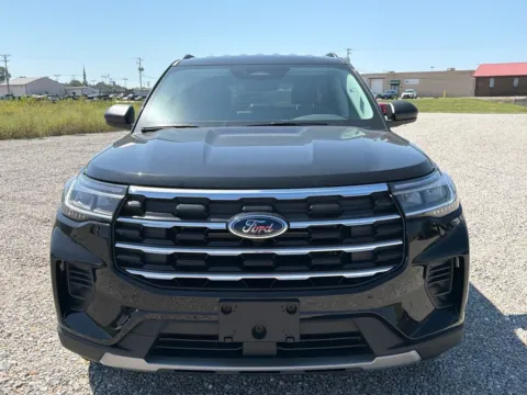 Photos of 2026 Ford Explorer Active for sale in Warrensburg, MO at Warrensburg Ford