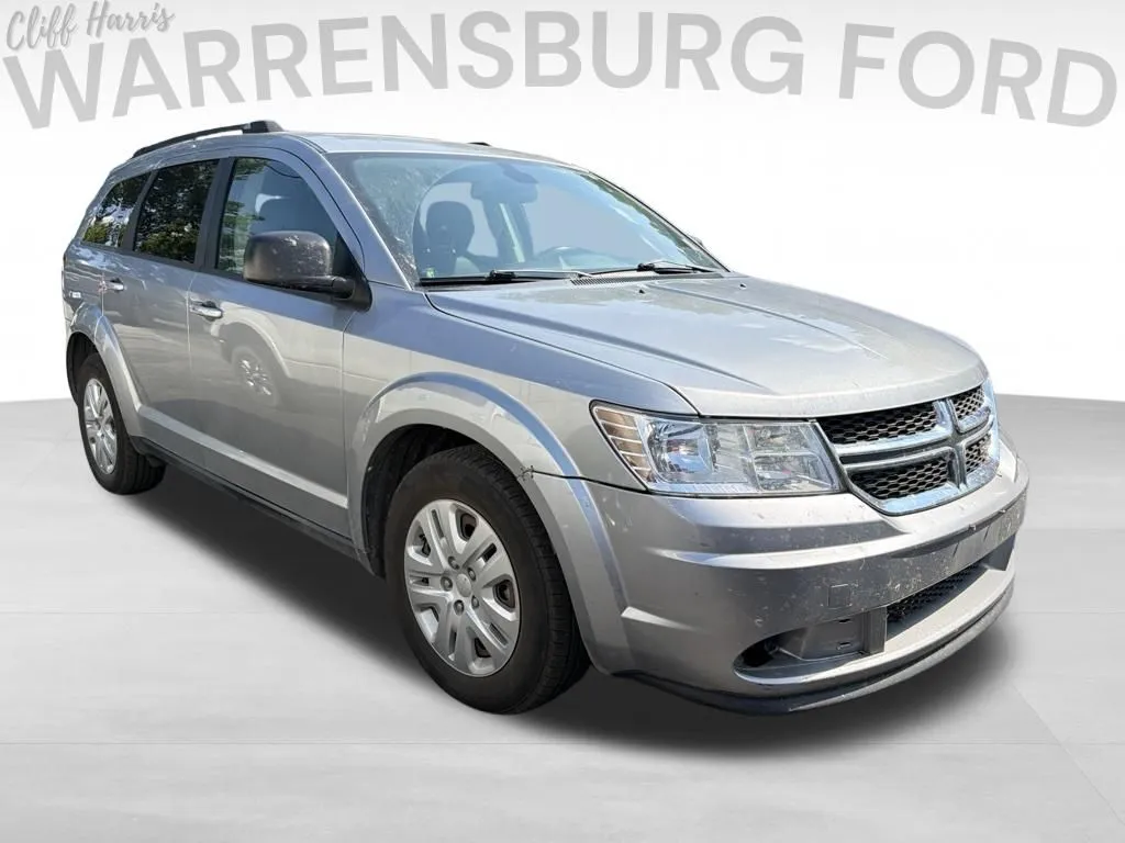 Silver 2020 Dodge Journey SE for sale in Warrensburg, MO