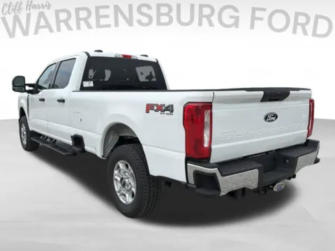 More photos of 2027 Ford F-250SD XLT at Warrensburg Ford, MO
