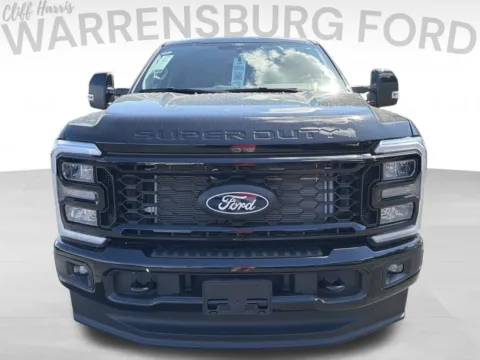 Photos of 2027 Ford F-250SD Lariat for sale in Warrensburg, MO at Warrensburg Ford
