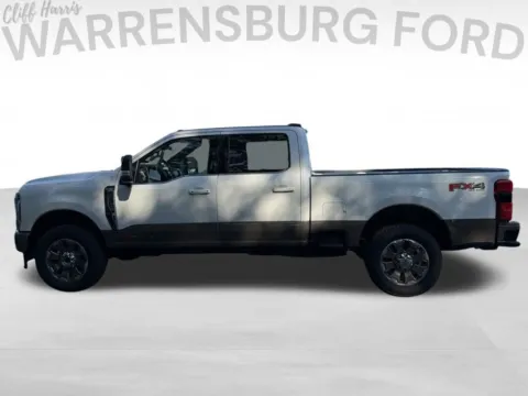 More photos of 2027 Ford F-350SD King Ranch at Warrensburg Ford, MO