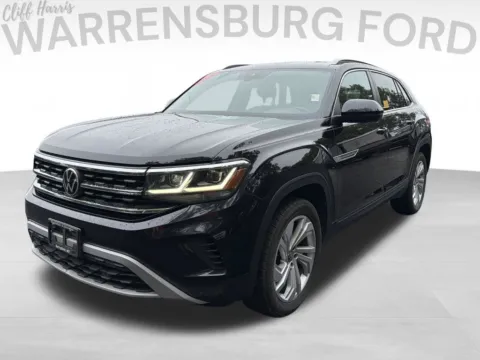 Another view of 2020 Volkswagen Atlas Cross Sport 2.0T SEL for sale in Warrensburg, MO at Warrensburg Ford
