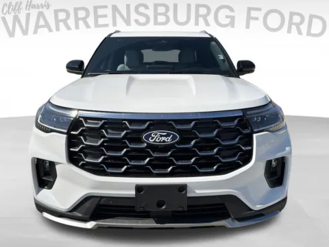 Photos of 2027 Ford Explorer Platinum for sale in Warrensburg, MO at Warrensburg Ford