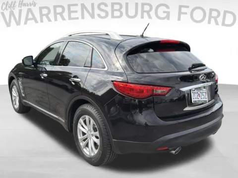 More photos of 2017 INFINITI QX70 at Warrensburg Ford, MO