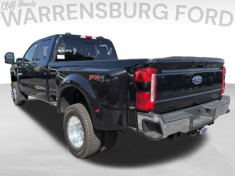 More photos of 2026 Ford F-350SD Lariat at Warrensburg Ford, MO