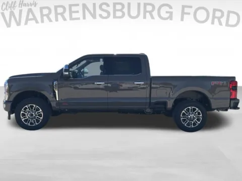 More photos of 2027 Ford F-250SD Platinum at Warrensburg Ford, MO