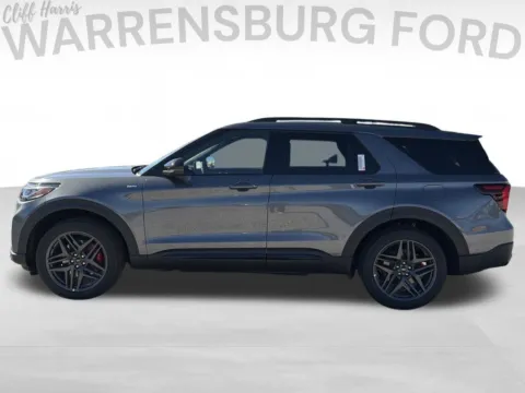More photos of 2027 Ford Explorer ST-Line at Warrensburg Ford, MO