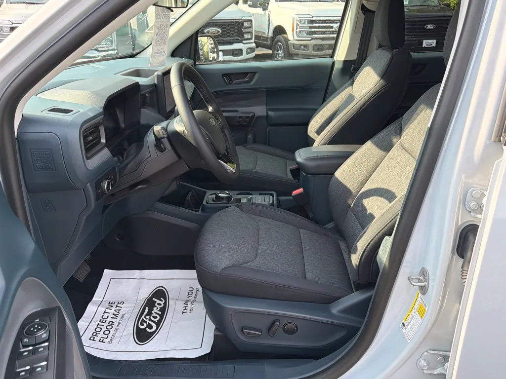 2026 Ford Maverick XLT - Photo 13