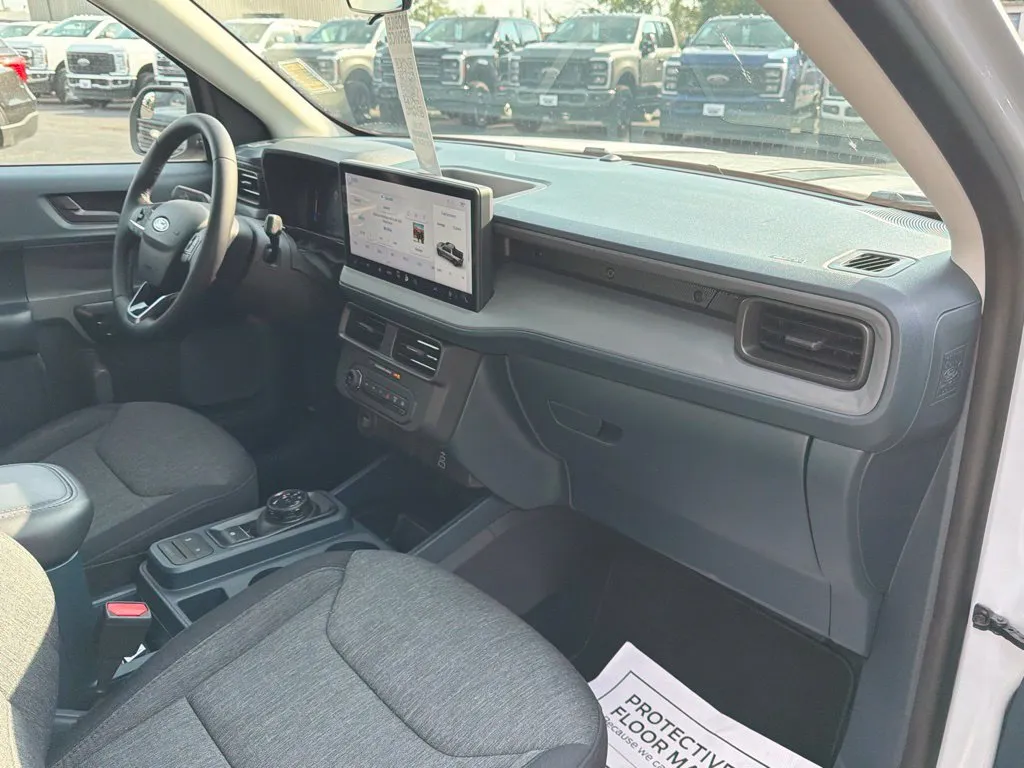2026 Ford Maverick XLT - Photo 15