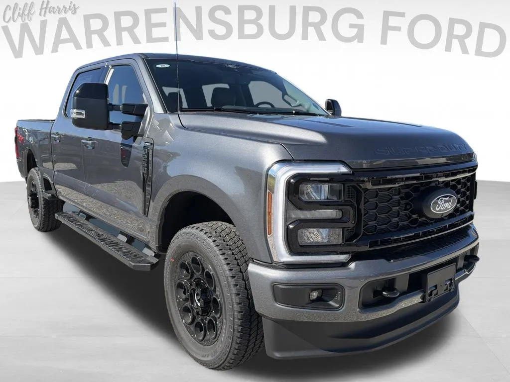 Gray 2027 Ford F-250SD Lariat for sale in Warrensburg, MO