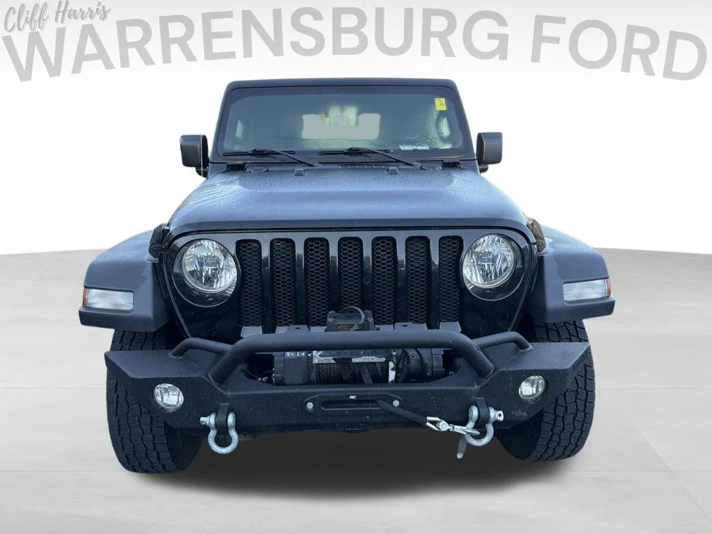 Used 2021 Jeep Wrangler Sport S with VIN 1C4GJXAN8MW792870 for sale in Kansas City