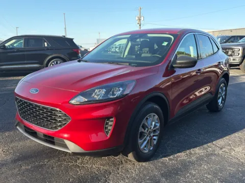 Photos of 2022 Ford Escape SE for sale in Warrensburg, MO at Warrensburg Ford