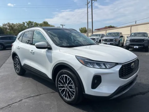 White 2025 Ford Escape Plug-In Hybrid for sale in Warrensburg, MO