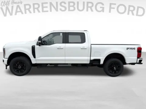 More photos of 2027 Ford F-250SD Lariat at Warrensburg Ford, MO
