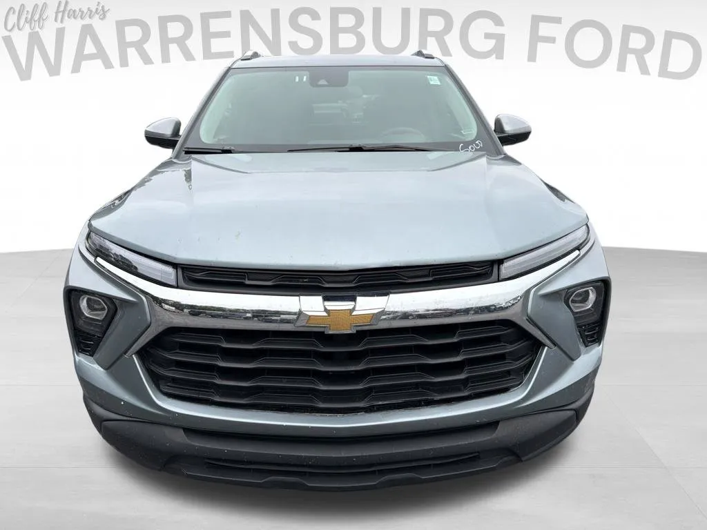 Used 2025 Chevrolet Trailblazer LT with VIN KL79MRSL0SB205653 for sale in Kansas City