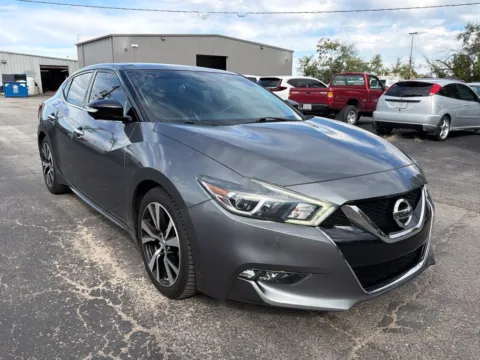 Gray 2017 Nissan Maxima Platinum for sale in Warrensburg, MO