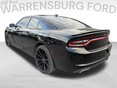 More photos of 2015 Dodge Charger R/T at Warrensburg Ford, MO