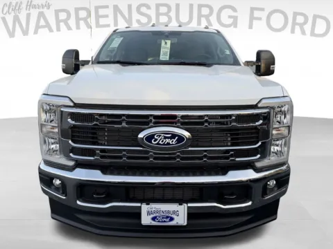 Photos of 2027 Ford F-350SD XLT for sale in Warrensburg, MO at Warrensburg Ford