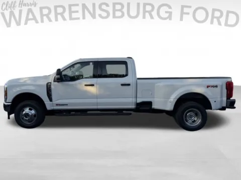 More photos of 2027 Ford F-350SD XLT at Warrensburg Ford, MO