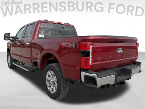 More photos of 2027 Ford F-350SD Lariat at Warrensburg Ford, MO