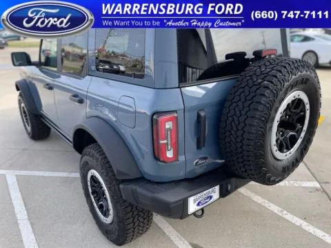 More photos of 2025 Ford Bronco Badlands at Warrensburg Ford, MO
