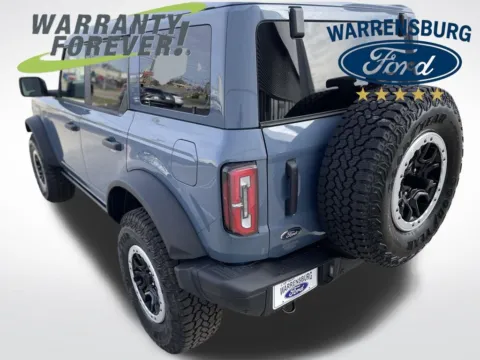 More photos of 2025 Ford Bronco Badlands at Warrensburg Ford, MO