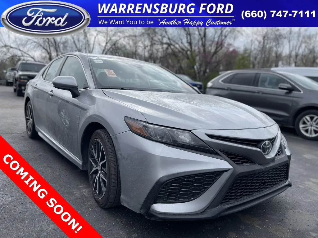 2021 Toyota Camry SE for sale in Warrensburg, MO